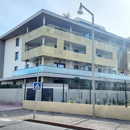 Le Mayflower Your Hoste Helper Frejus
